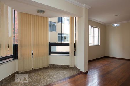 Sala de apartamento para alugar com 3 quartos, 85m² em Buritis, Belo Horizonte