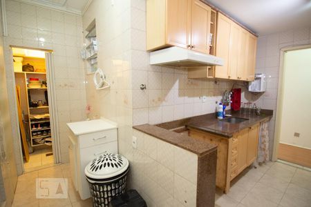 Apartamento à venda com 78m², 2 quartos e 1 vagaDetalhe da area de serviço
