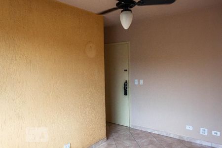 Sala de apartamento para alugar com 2 quartos, 68m² em Vila Constança, São Paulo