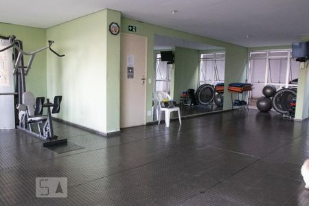 Apartamento à venda com 45m², 2 quartos e 1 vaga Apartamento à venda com 45m², 2 quartos e 1 vagaÁrea comum - Academia