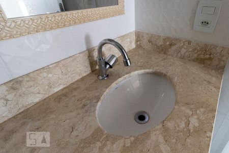 Apartamento à venda com 61m², 2 quartos e 1 vagaBanheiro - Torneira