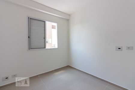 Quarto 1 de apartamento para alugar com 2 quartos, 57m² em Jaguaribe, Osasco