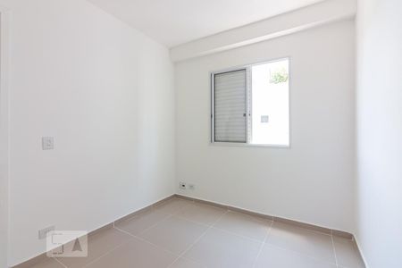 Quarto 1 de apartamento para alugar com 2 quartos, 57m² em Jaguaribe, Osasco