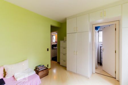Apartamento à venda com 130m², 3 quartos e 2 vagasSuíte