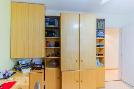Apartamento à venda com 130m², 3 quartos e 2 vagasQuarto 1