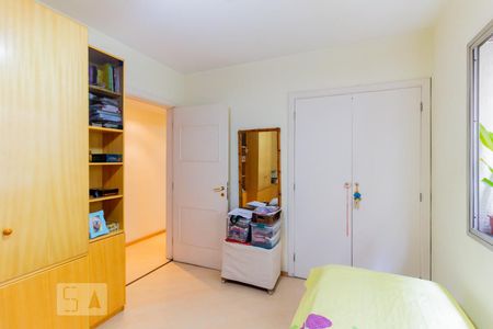 Apartamento à venda com 130m², 3 quartos e 2 vagasQuarto 1