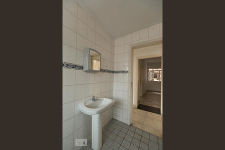 Apartamento para alugar com 100m², 2 quartos e sem vaga Apartamento para alugar com 100m², 2 quartos e sem vagaBanheiro