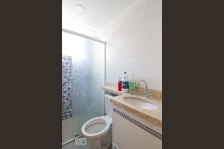 Apartamento para alugar com 56m², 2 quartos e 1 vaga Apartamento para alugar com 56m², 2 quartos e 1 vagaBanheiro