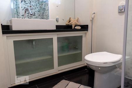 Banheiro de apartamento para alugar com 1 quarto, 47m² em Liberdade, São Paulo