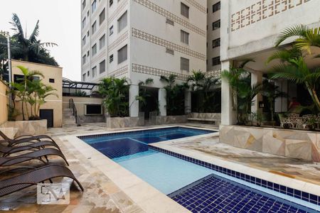 Apartamento à venda com 197m², 4 quartos e 3 vagas Apartamento à venda com 197m², 4 quartos e 3 vagasÁrea comum