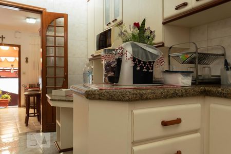 Casa à venda com 240m², 3 quartos e 3 vagasCozinha