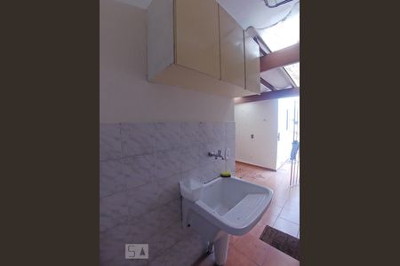 Casa à venda com 160m², 3 quartos e 2 vagasÁrea de Serviço