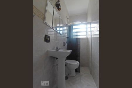 Casa à venda com 160m², 3 quartos e 2 vagasBanheiro da Suíte