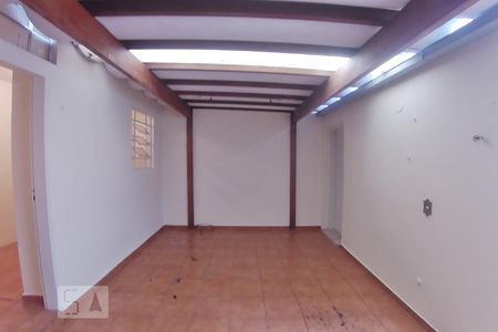 Casa à venda com 160m², 3 quartos e 2 vagasÁrea de Serviço