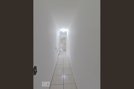Casa à venda com 160m², 3 quartos e 2 vagasCorredor