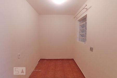 Casa à venda com 160m², 3 quartos e 2 vagasQuarto de Serviço
