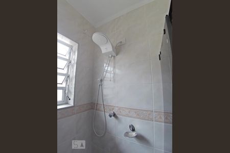 Casa à venda com 160m², 3 quartos e 2 vagasBanheiro