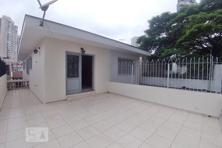 Casa à venda com 160m², 3 quartos e 2 vagasSuíte