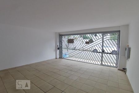 Casa à venda com 160m², 3 quartos e 2 vagasGaragem