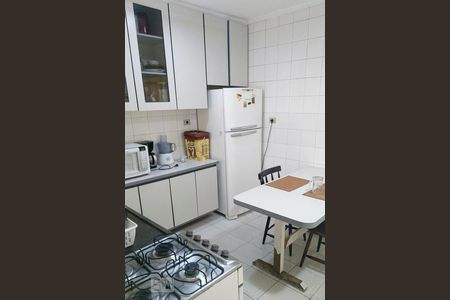 Apartamento à venda com 80m², 2 quartos e 1 vaga Apartamento à venda com 80m², 2 quartos e 1 vagaCozinha
