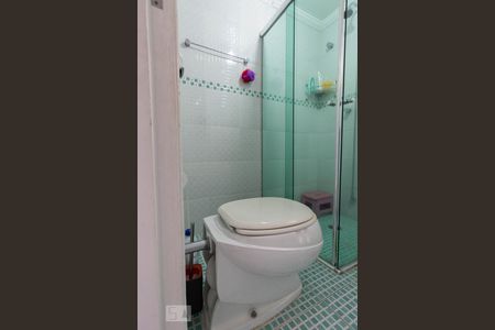 Apartamento à venda com 176m², 3 quartos e 2 vagas Apartamento à venda com 176m², 3 quartos e 2 vagasBanheiro