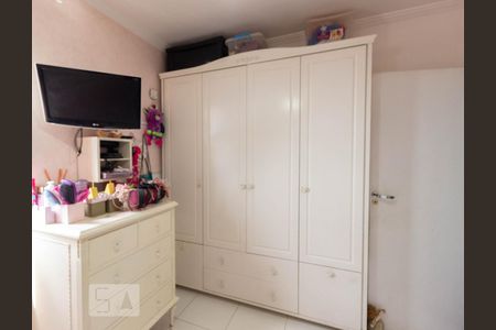 Apartamento à venda com 176m², 3 quartos e 2 vagas Apartamento à venda com 176m², 3 quartos e 2 vagasQuarto