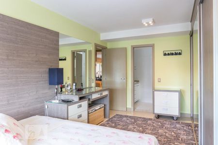 Apartamento à venda com 160m², 3 quartos e 2 vagas Apartamento à venda com 160m², 3 quartos e 2 vagasSuíte