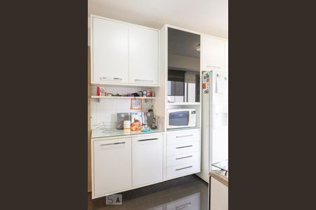 Apartamento à venda com 160m², 3 quartos e 2 vagas Apartamento à venda com 160m², 3 quartos e 2 vagasCozinha