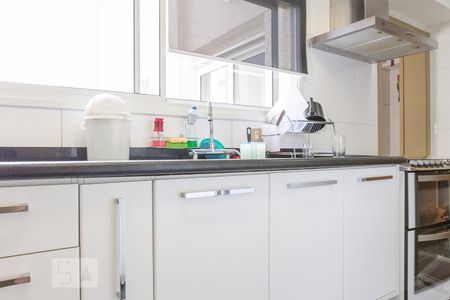 Apartamento à venda com 160m², 3 quartos e 2 vagas Apartamento à venda com 160m², 3 quartos e 2 vagasCozinha