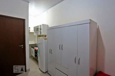 Sala/Quarto de kitnet/studio para alugar com 1 quarto, 18m² em Brooklin Paulista, São Paulo