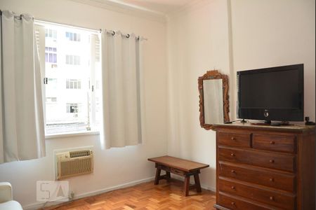 Apartamento à venda com 38m², 1 quarto e sem vagaSala
