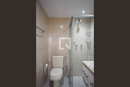 Apartamento para alugar com 250m², 3 quartos e 3 vagas Apartamento para alugar com 250m², 3 quartos e 3 vagasBanheiro suíte 1