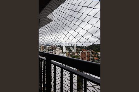 Apartamento para alugar com 250m², 3 quartos e 3 vagas Apartamento para alugar com 250m², 3 quartos e 3 vagasVista da suíte 2