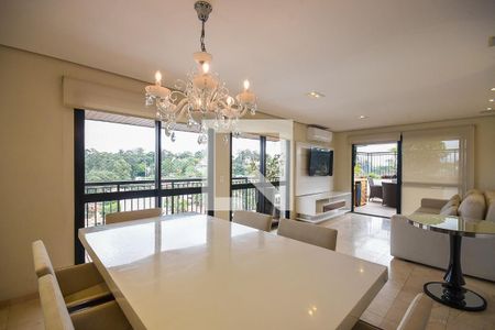 Sala de apartamento para alugar com 3 quartos, 250m² em Real Parque, São Paulo