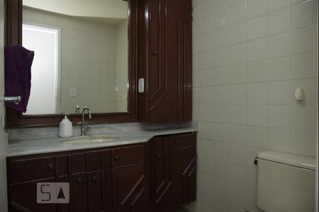 Apartamento à venda com 211m², 3 quartos e 2 vagasBanheiro