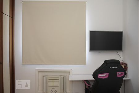 Apartamento à venda com 211m², 3 quartos e 2 vagasQuarto 2