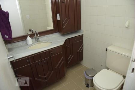 Apartamento à venda com 211m², 3 quartos e 2 vagasBanheiro