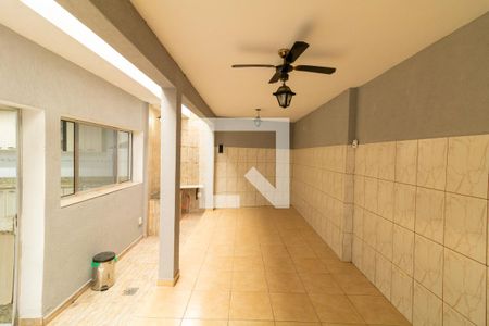 Casa à venda com 250m², 3 quartos e 5 vagas Casa à venda com 250m², 3 quartos e 5 vagasÁrea Gourmet