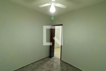 Casa à venda com 250m², 3 quartos e 5 vagas Casa à venda com 250m², 3 quartos e 5 vagasQuarto 2