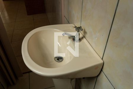 Casa à venda com 250m², 3 quartos e 5 vagas Casa à venda com 250m², 3 quartos e 5 vagasBanheiro