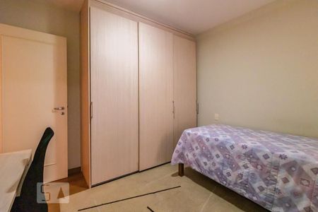 Apartamento à venda com 176m², 3 quartos e 3 vagas Apartamento à venda com 176m², 3 quartos e 3 vagasSuíte 3