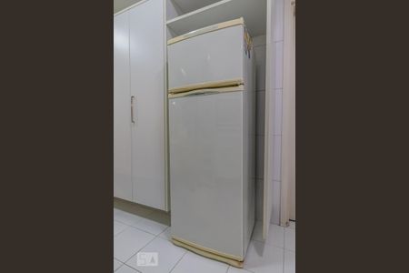 Apartamento à venda com 176m², 3 quartos e 3 vagas Apartamento à venda com 176m², 3 quartos e 3 vagasDetalhe da Cozinha