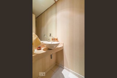 Lavabo de apartamento à venda com 3 quartos, 176m² em Alphaville Industrial, Barueri