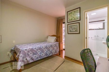 Apartamento à venda com 176m², 3 quartos e 3 vagas Apartamento à venda com 176m², 3 quartos e 3 vagasSuíte 3