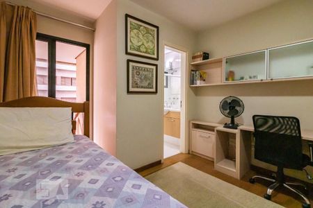 Apartamento à venda com 176m², 3 quartos e 3 vagas Apartamento à venda com 176m², 3 quartos e 3 vagasSuíte 3