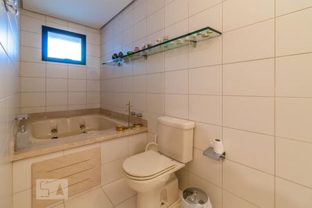 Apartamento à venda com 176m², 3 quartos e 3 vagas Apartamento à venda com 176m², 3 quartos e 3 vagasBanheiro da Suíte 1