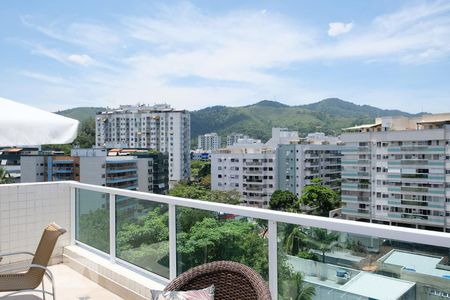 Apartamento à venda com 198m², 3 quartos e 2 vagasVista