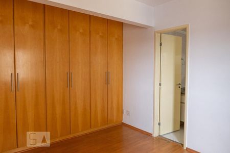 Suíte de apartamento à venda com 3 quartos, 95m² em Vila Hamburguesa, São Paulo
