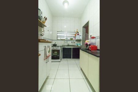 Casa à venda com 200m², 6 quartos e 4 vagas Casa à venda com 200m², 6 quartos e 4 vagasCasa Principal - Cozinha