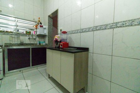 Casa à venda com 200m², 6 quartos e 4 vagas Casa à venda com 200m², 6 quartos e 4 vagasCasa Principal - Cozinha